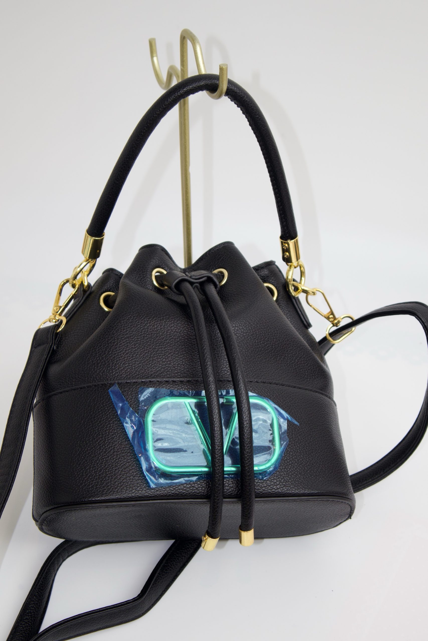 Valentino Garavani Black Bucket Bag - Image 3