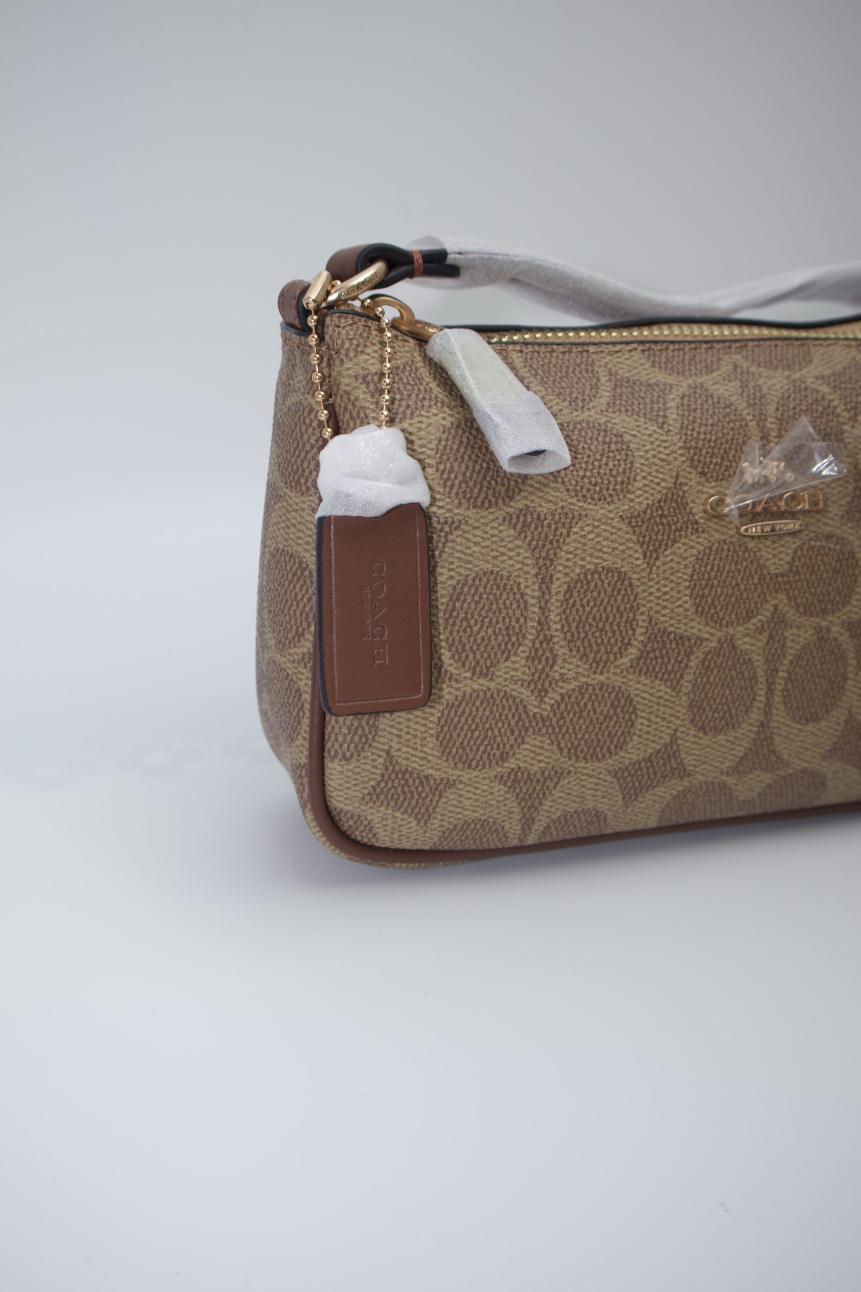 Coach Teri 19 Shoulder Bag - Image 2