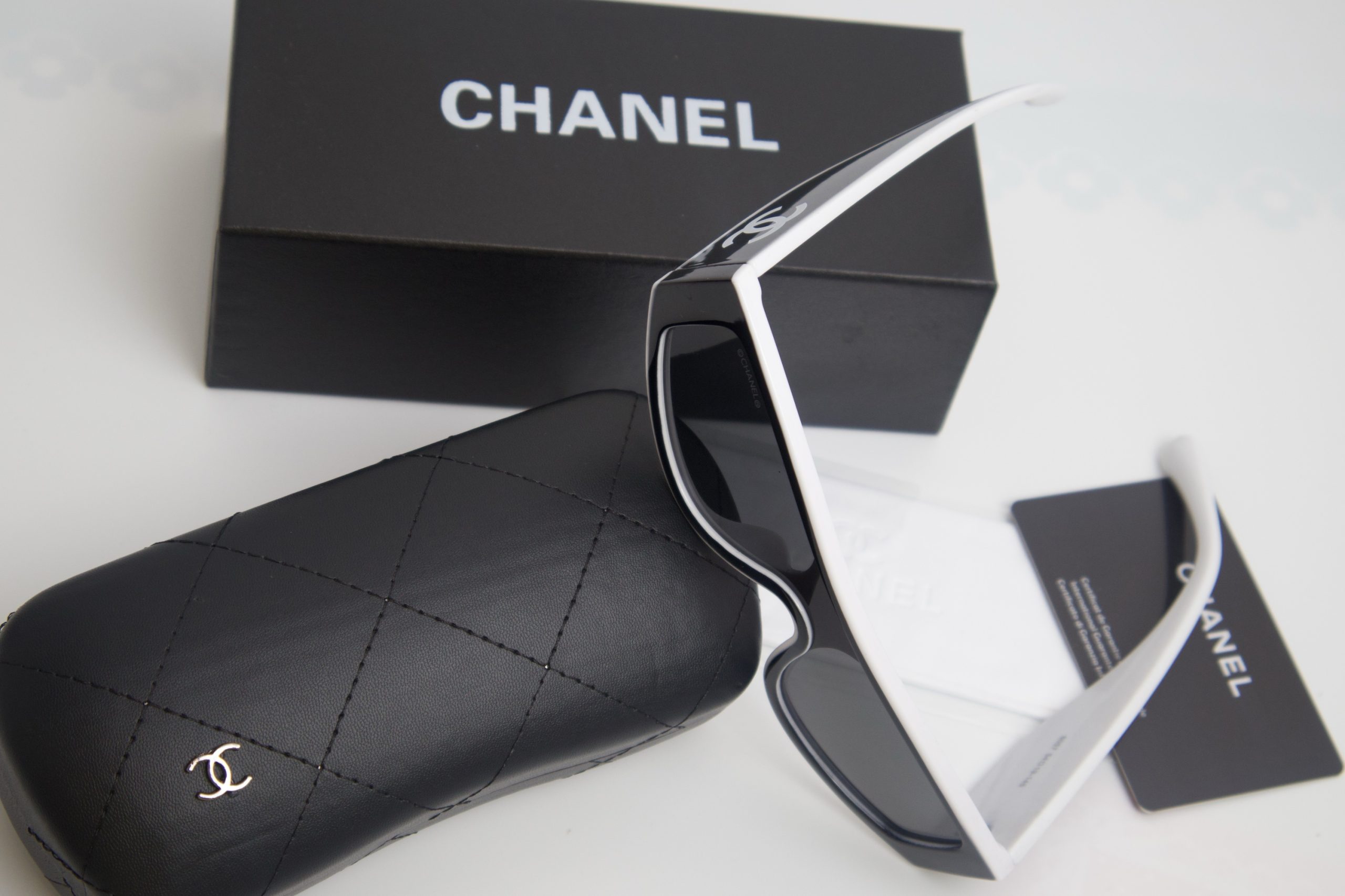 Chanel rectangle sunglasses - Image 4