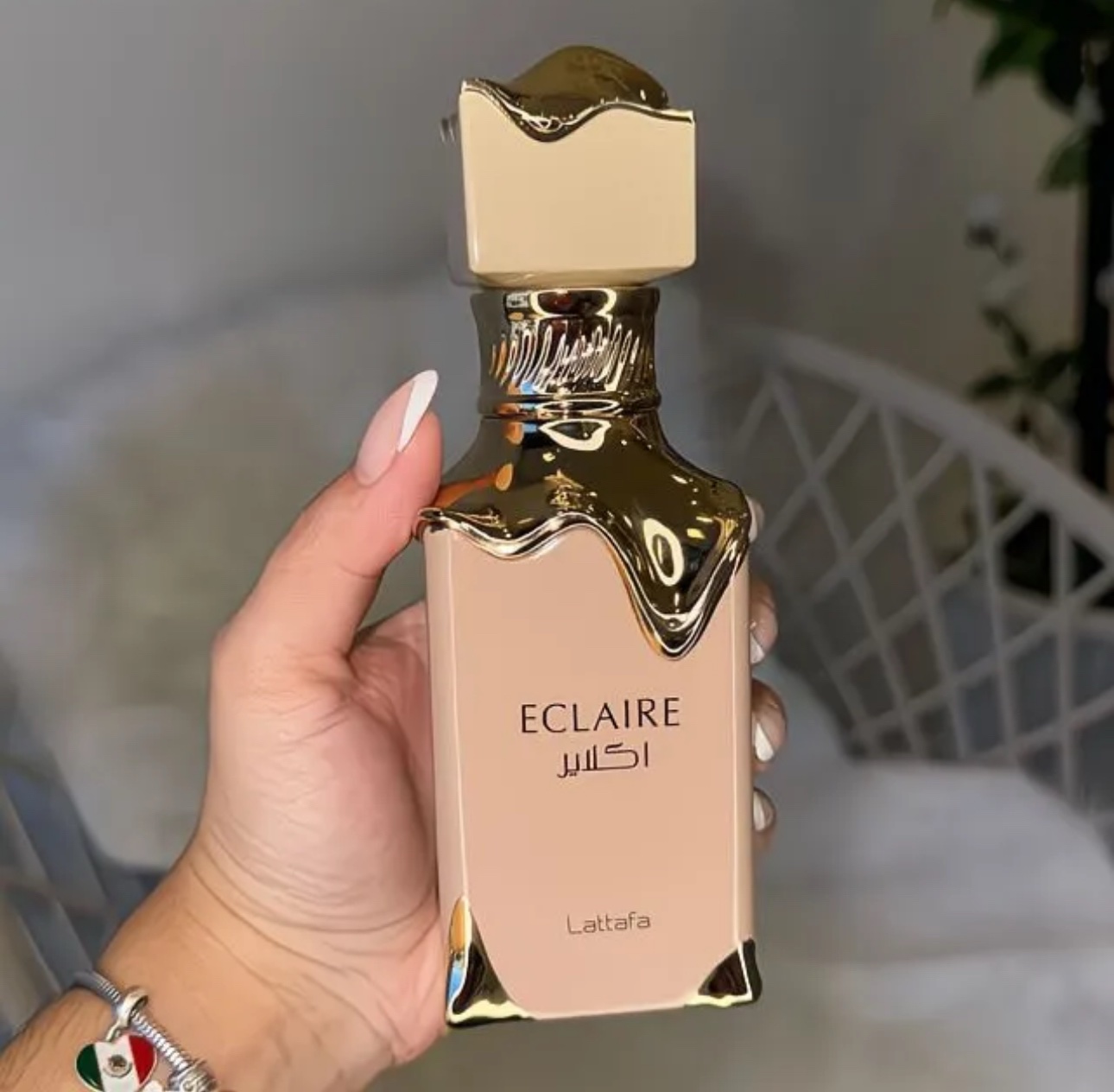Lattafa Eclaire EDP Spray 100ML (3.4 OZ) Long Lasting & Enchanting Fragrance For Women - Image 3