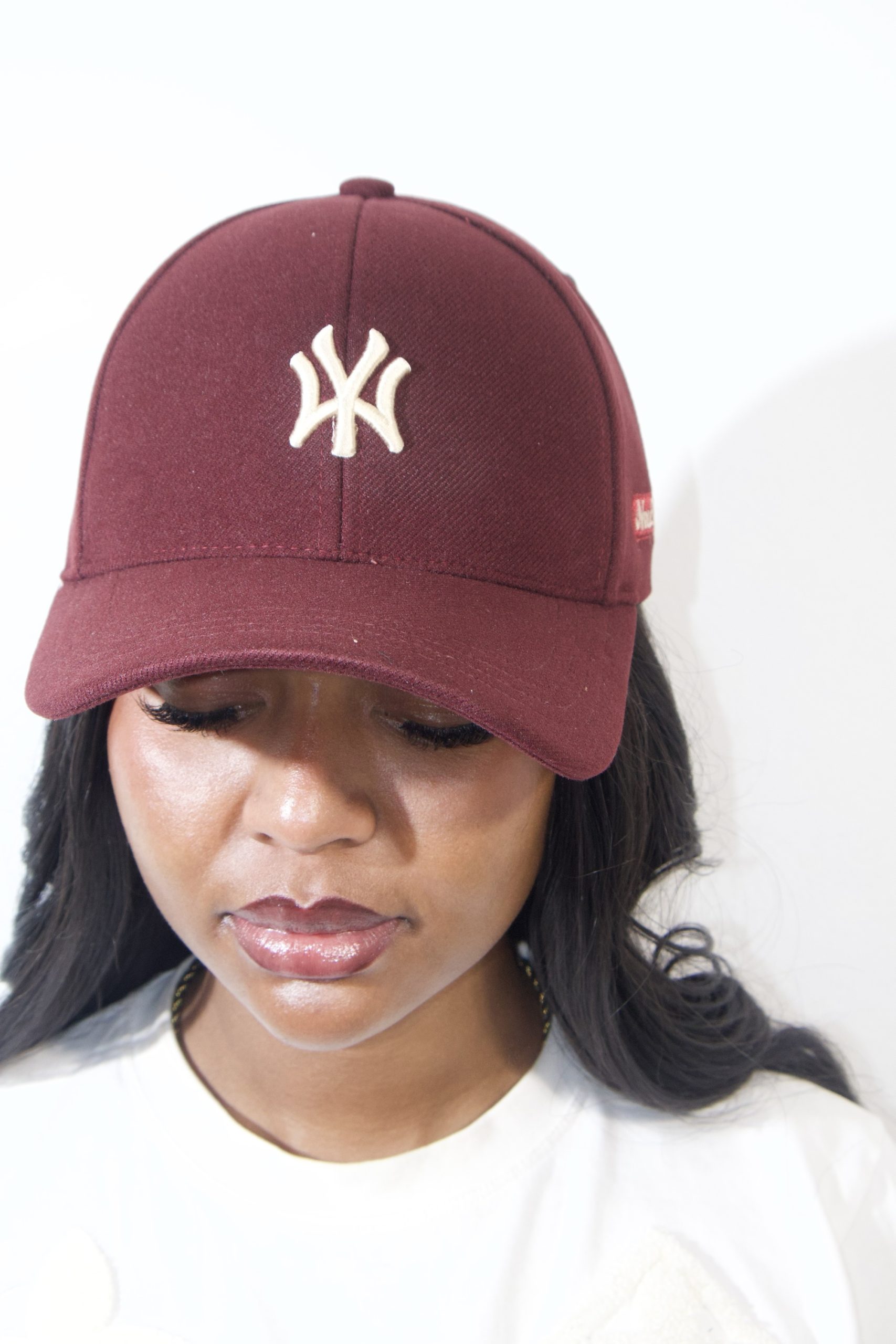 Unisex New York Yankees League Essential 9FORTY Cap - Image 3