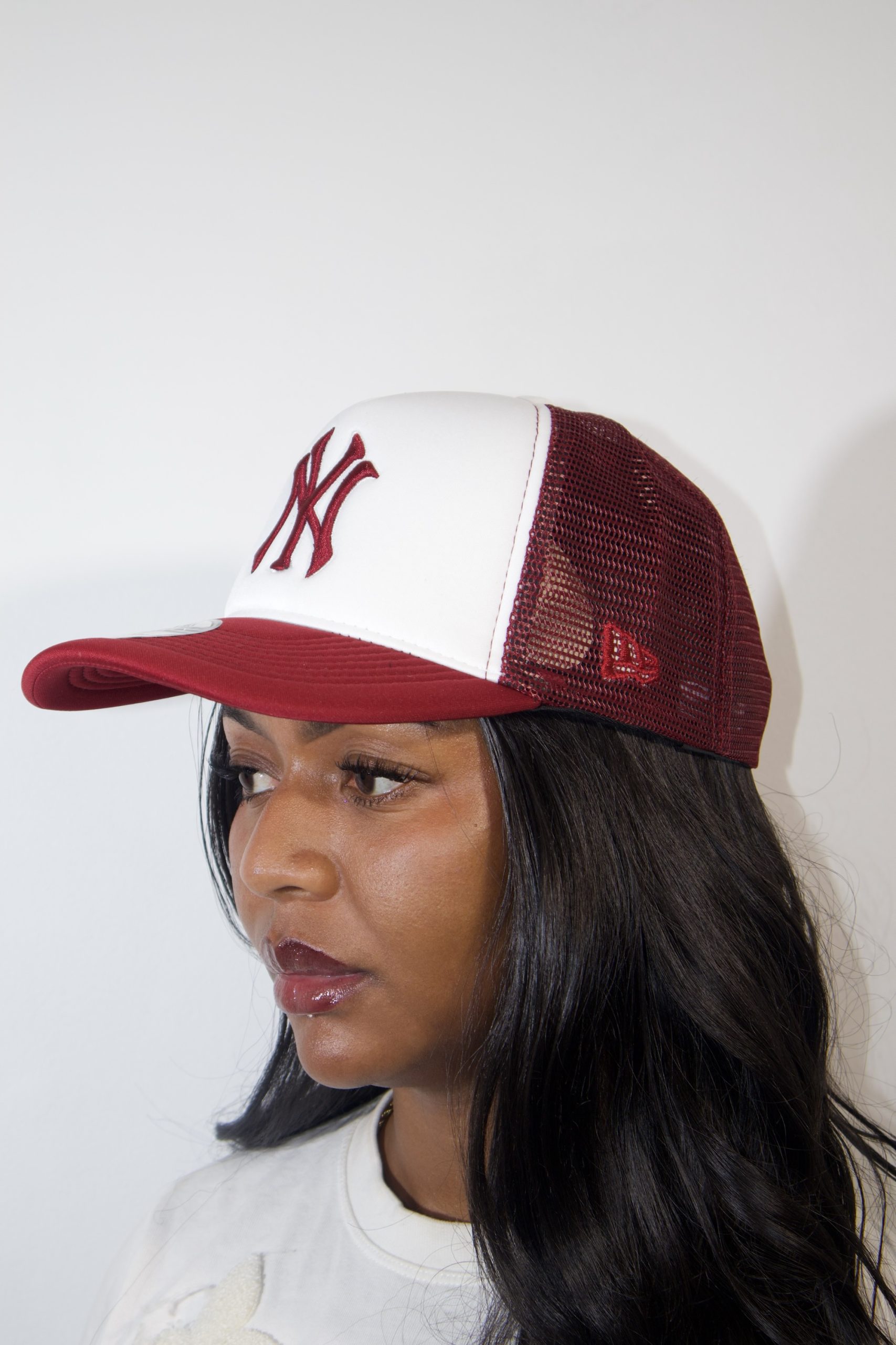 New Era Mens New York Yankees 9FORTY Trucker Cap - Dark Red - OSFM - Image 2