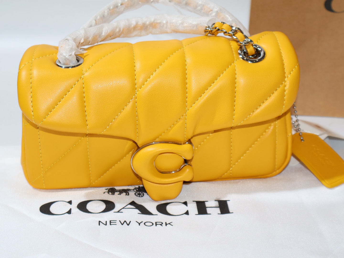COACH
TABBY SHOULDER BAG 20 WITH QUILTING - Image 4